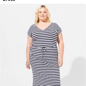 Torrid 1x midi dolman  V-Neck Dress new